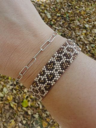 V barvách podzimu 🍂. Oblíbený náramek s leopardím vzorem 🐆 #miyuki #beadbracelets #glamour #autumn #koralkyodhanky